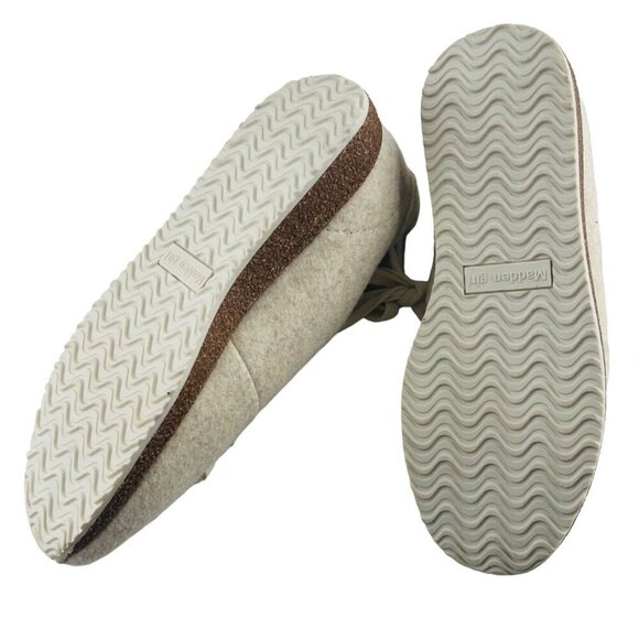 Madden Girl Cream Felt Fabric Lace Up Sneakers Women's size 8 New without tags - Picture 4 of 6